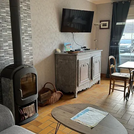 Le Rivage, Maison Avec Jardin Proche De La Saint-Aubin-Sur-Mer (Calvados)