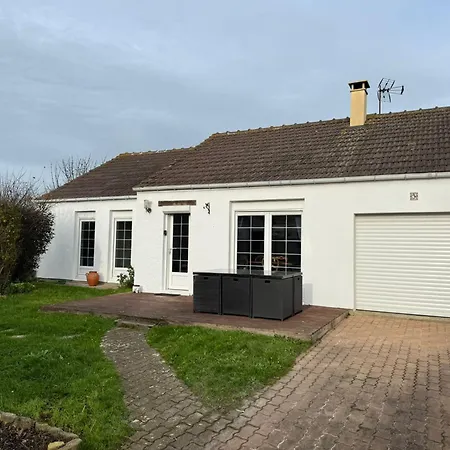 Tatil Evi Le Rivage, Maison Avec Jardin Proche De La Saint-Aubin-Sur-Mer (Calvados)