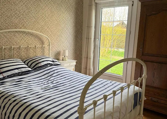 Le Rivage, Maison Avec Jardin Proche De La * Saint-Aubin-Sur-Mer (Calvados)